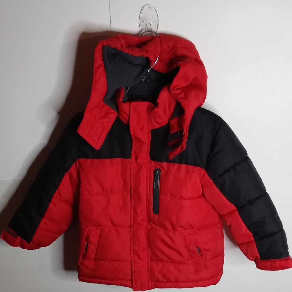 Xersion Size 2T Black And Red Puffer Coat